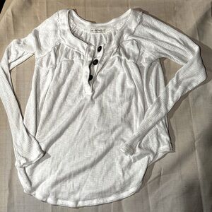 We the free, free people Henley with buttons